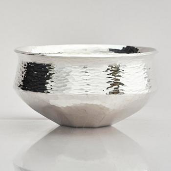 Claës E. Giertta, skål, sterling silver, Stockholm 1974.