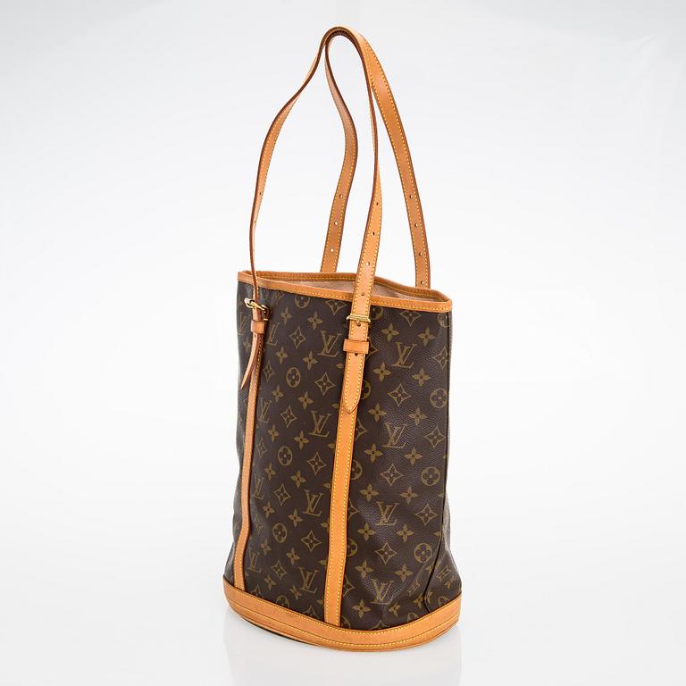 Louis Vuitton, "Bucket" ja pochette, laukku.