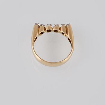 RING, 14K guld med 6 briljantslipade diamanter, utländska stämplar. Vikt 3,4 gram.