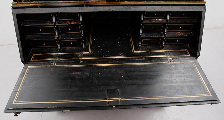 SNEDKLAFFSKÅP, 1800-talets första hälft.