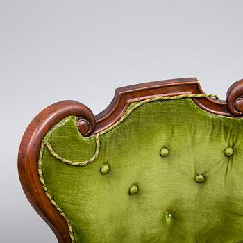 FÅTÖLJER, ett par, rokokostil, 1800-talets slut.