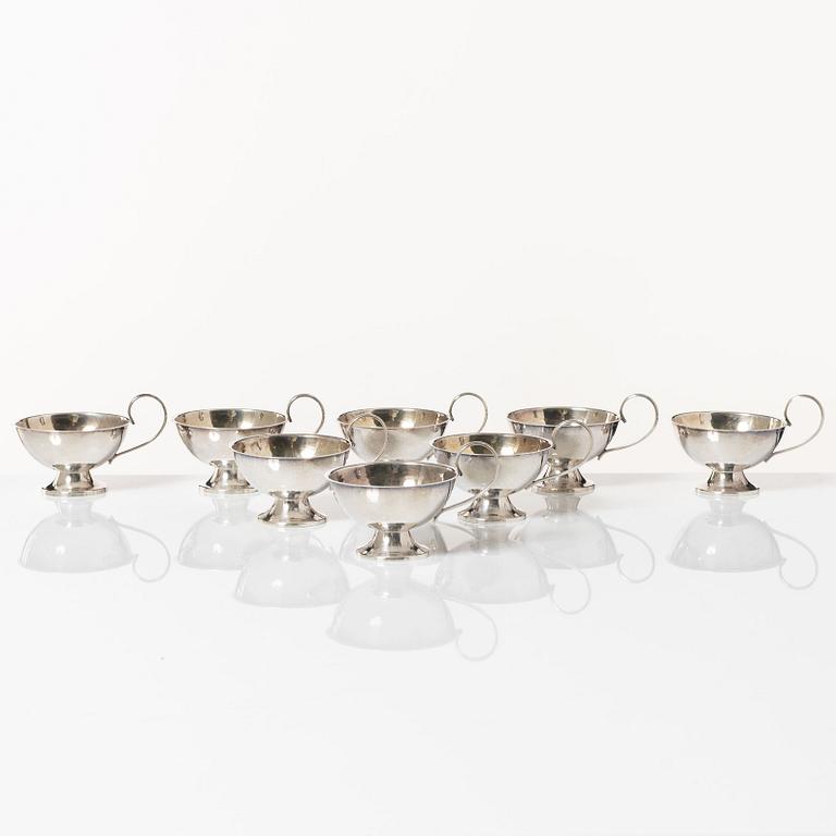 Punschkoppar, 8 st, silver, bl.a. K&EC, Göteborg 1965.