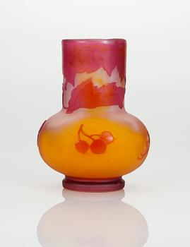 An Emile Gallé Art Nouveau cameo glass vase, Nancy, France.