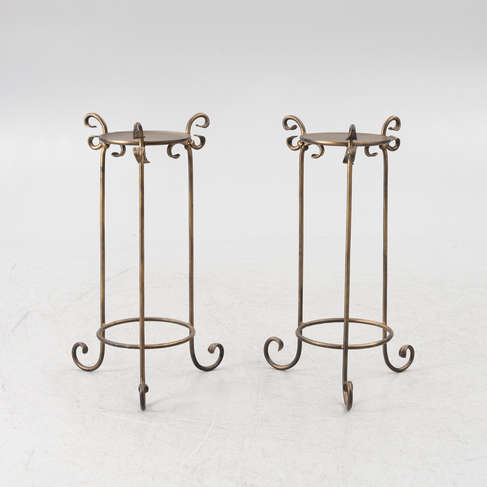 A pair of pedestals, 20th century.