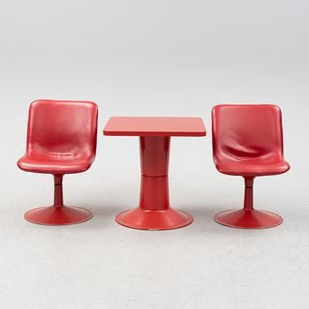 Yrjö Kukkapuro, bord "Saturnus" samt två stolar, Haimi, Finland, 1960/70-tal.