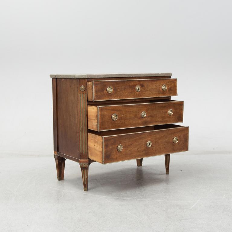 A Swedish late gustavian chest of drawers, late 18th century.