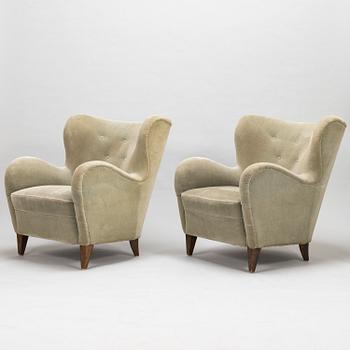 A mid-20th century armchairs.