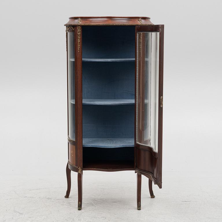 A Louis XV-style display cabinet, mid/second half of the 20th century.