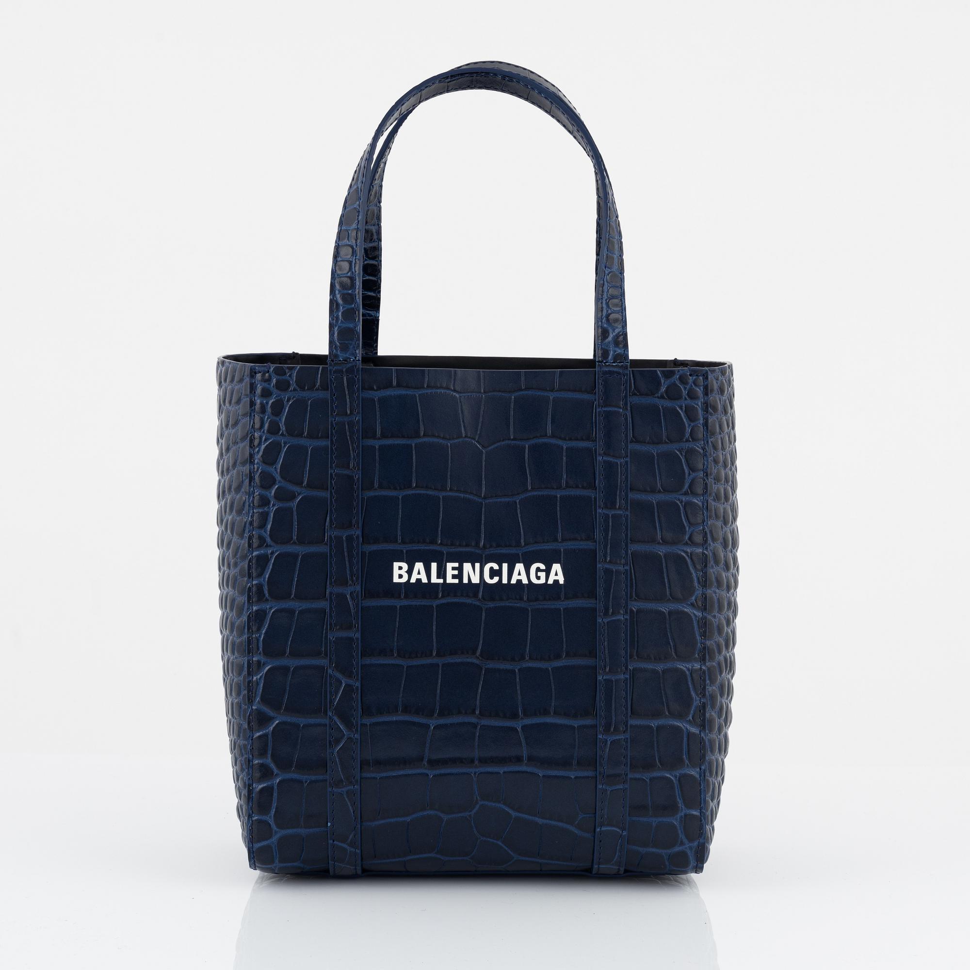 Balenciaga, "Everyday Tote".