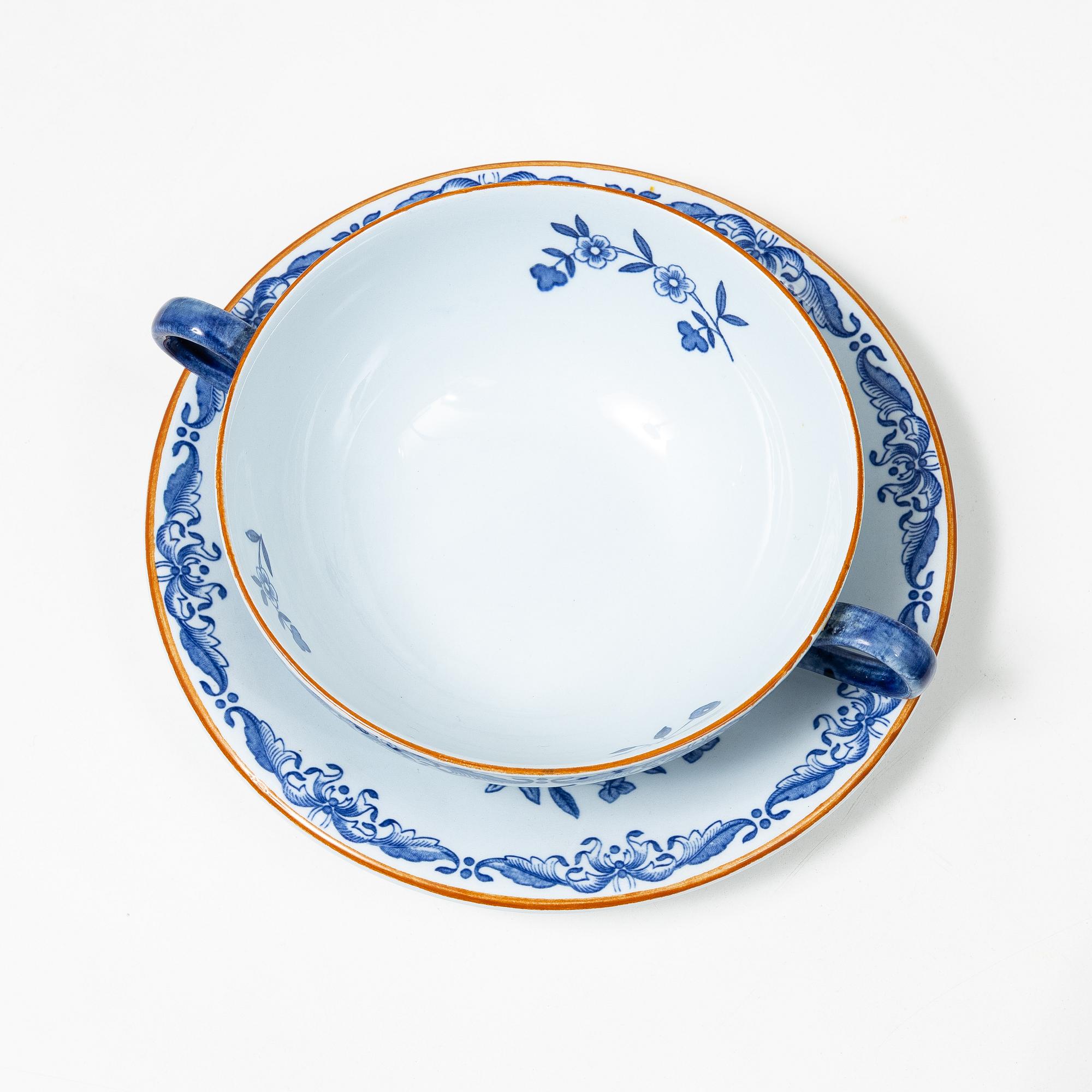 A Swedish Rörstrand 'Ostindia' dinner service, late 20th century and 21st century. (102 pieces).