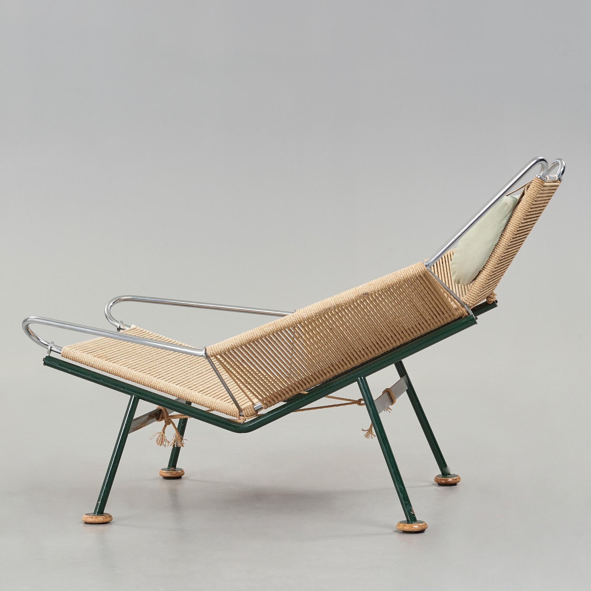 Hans J. Wegner, a 'Flag Halyard' easy chair, Getama, Denmark.