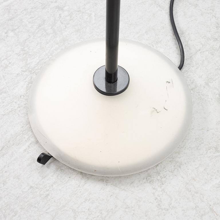 P.King, S.Miranda & G.Arnaldi, golvlampa, "Jill", Arteluce, 1900-talets slut.