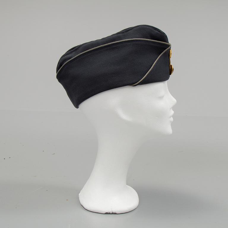 UNIFORMSPERSEDLAR för generalmajor i svenska armén, 1900-talets slut.