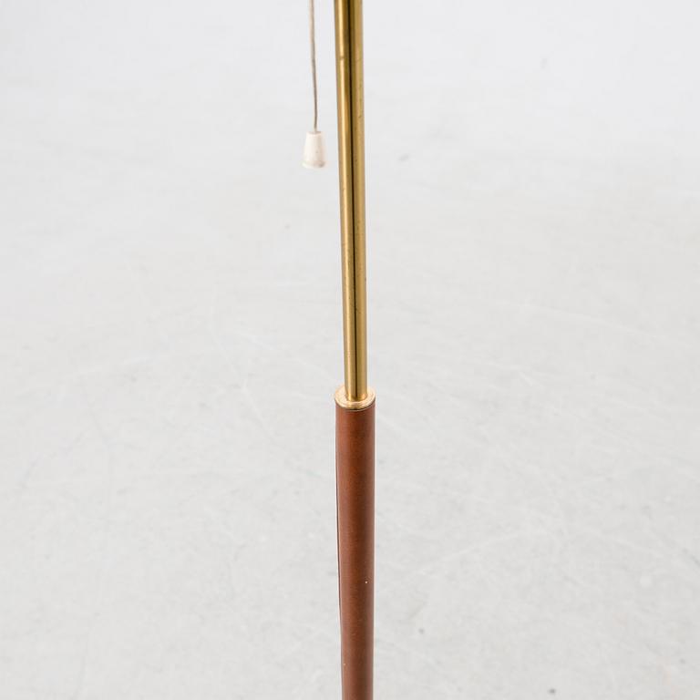 Golvlampa, 190-talets mitt.