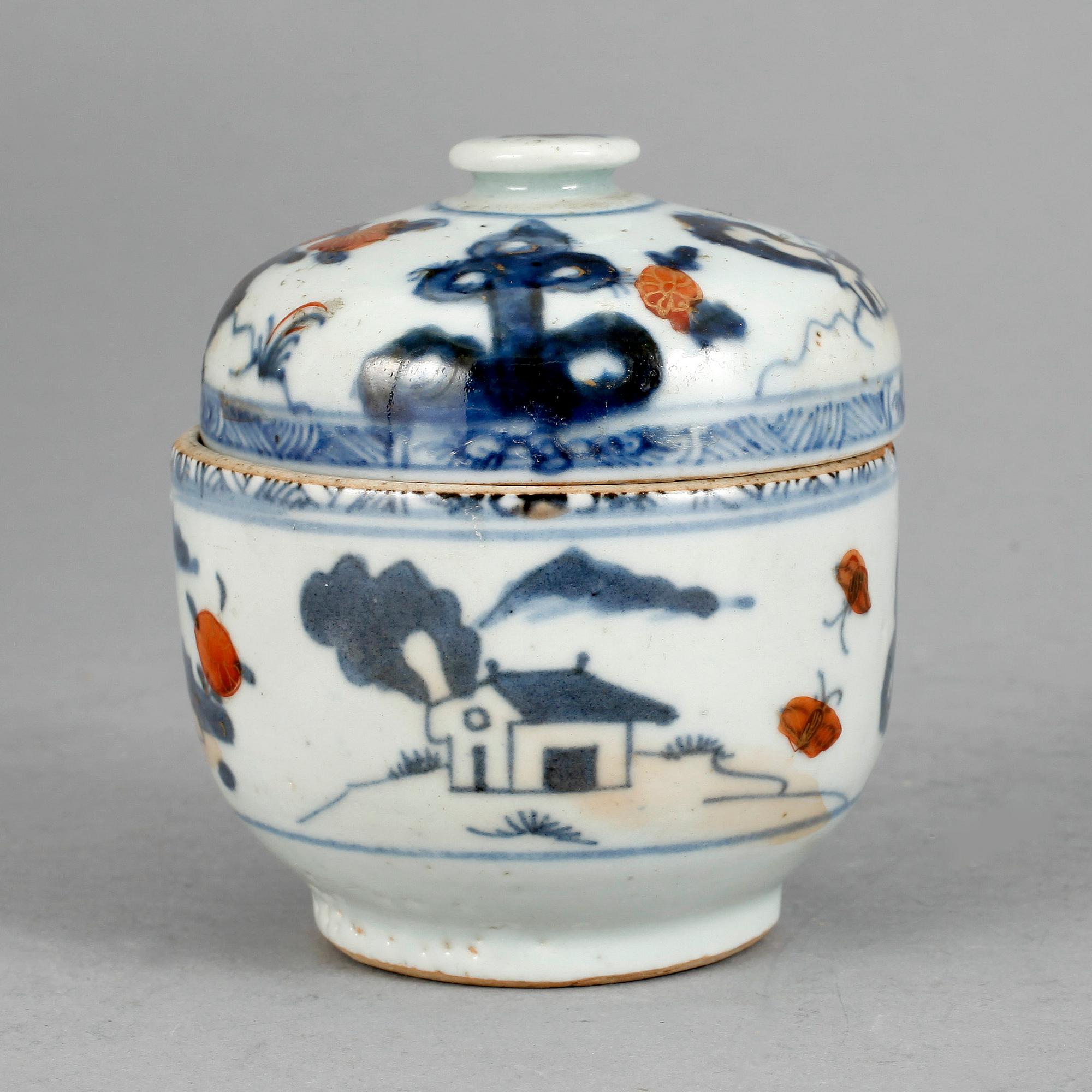 KRUKA MED LOCK, porslin, Qianlong, Kina 1700-tal.