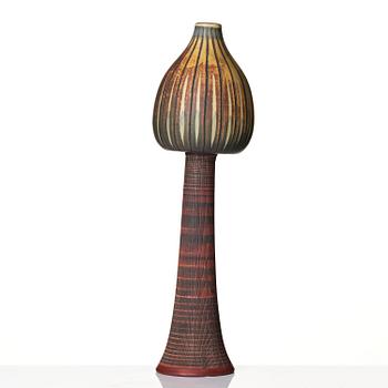 Wilhelm Kåge, a "Farsta" stoneware sculpture/vase, Gustavsberg Studio 1959.