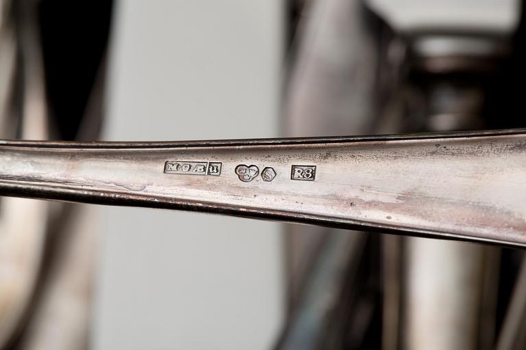 BESTICKUPPSÄTTNING, 93 delar, silver, "Disa", GAB och MGAB, 1930-40-tal. Tot vikt c:a 3800 g inkl knivblad i stål.