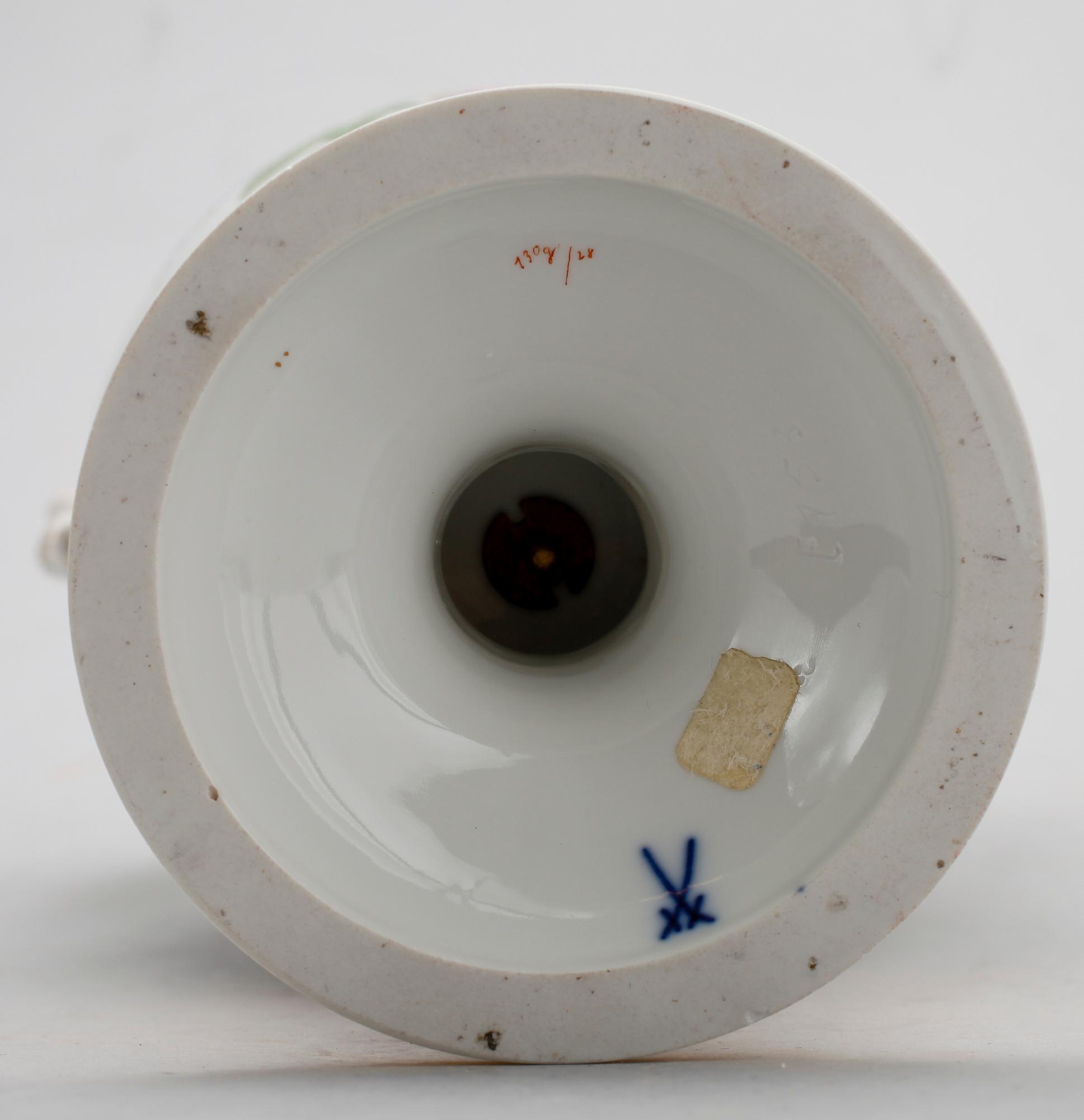 VAS, porslin, Meissen, 1900-tal.