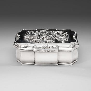 1044. A Swedish mid 19th century silver casket, marks of Gustaf Möllenborg 1850.