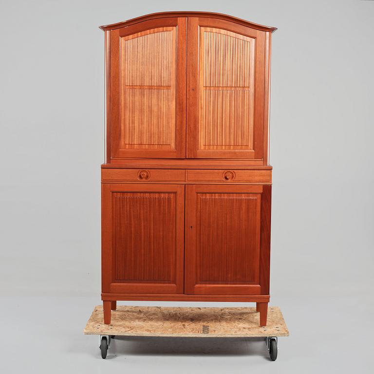 SKÅP, "Herrgården", Carl Malmsten, 1900-talets anda hälft.