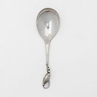 Georg Jensen, serveringssked, silver, "Magnolia / Blossom", Danmark 1927.