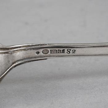 SKEDAR 2 st, silver. Peter Pihl, Västervik 1800 och Johan Samuel Gottfrid Lange, Växjö, verksam 1798-1820. Vikt 134 g.