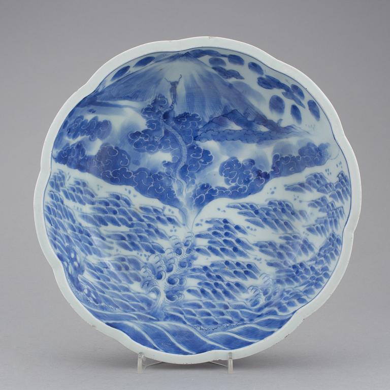 SKÅL, porslin, stor, Japan, omkring 1900.