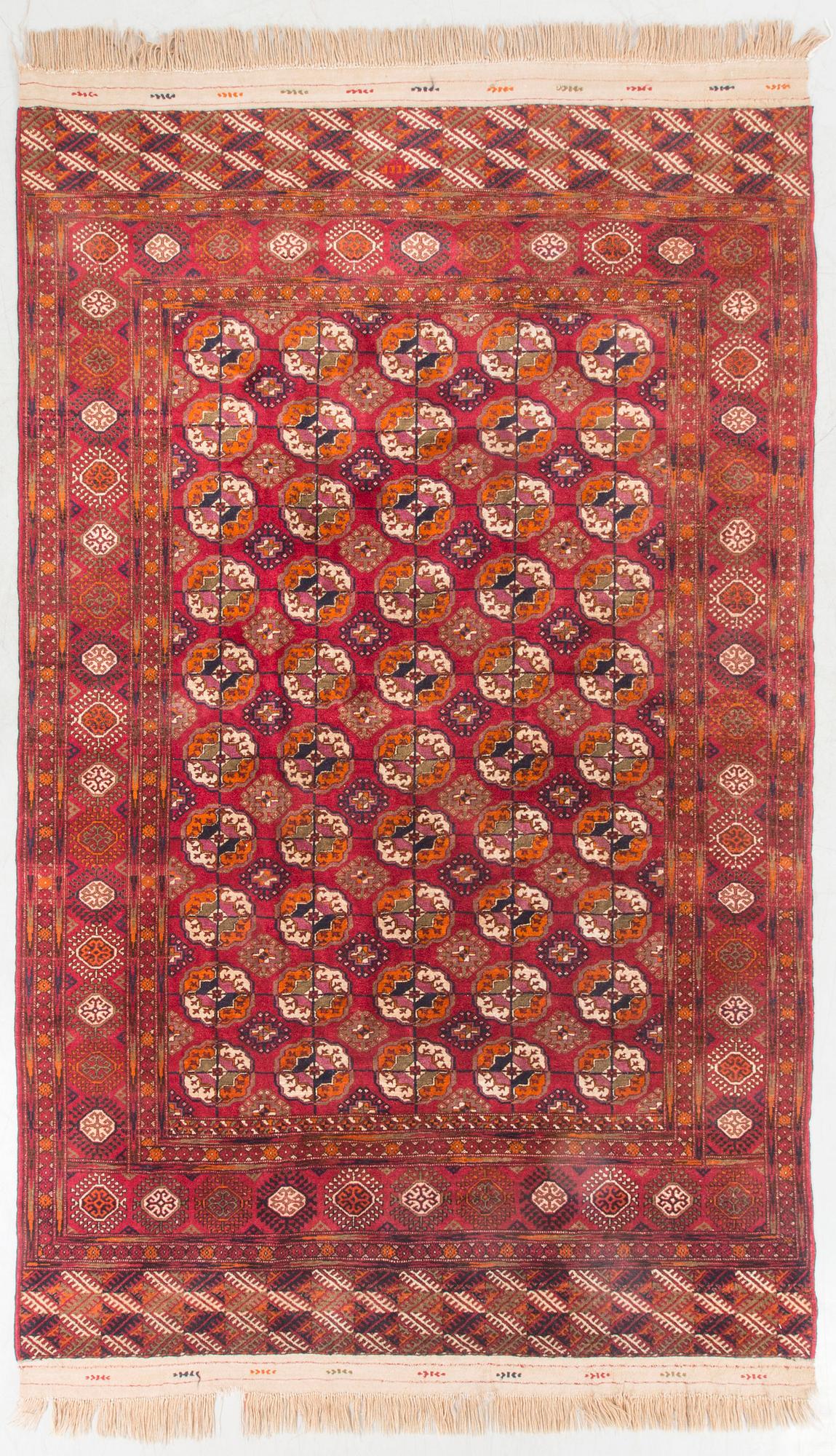 MATTA, semiantik, bochara Turkmen, ca 268+9 cm slätväv/sida x 188 cm.