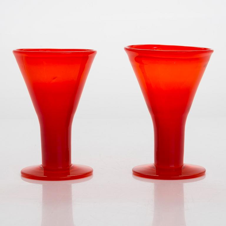 Kaj Franck, A set of 2 goblets 'Rosso', signed Kaj Franck Nuutajärvi Notsjö.