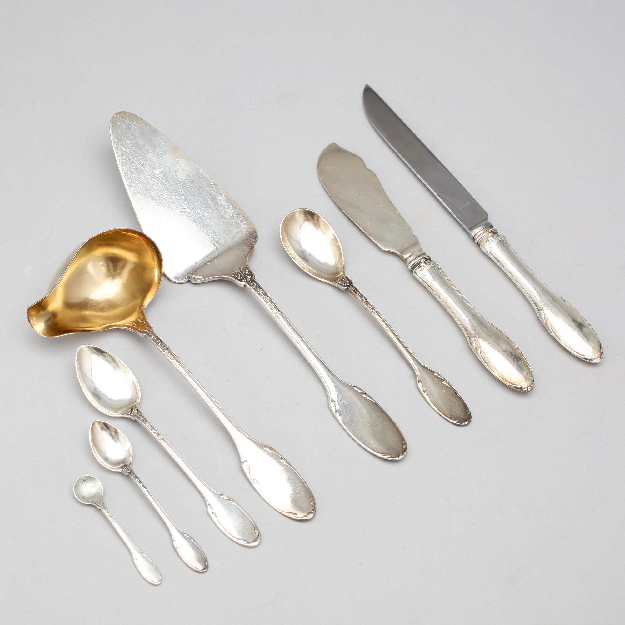 BESTICKSERVIS, 92 delar, silver, W.A Bolin, Stockholm, bland annat 1952. Total vikt ca 2189g.