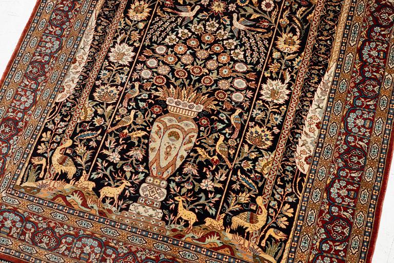 Carpet, silk, oriental, approx. 152 x 96 cm.