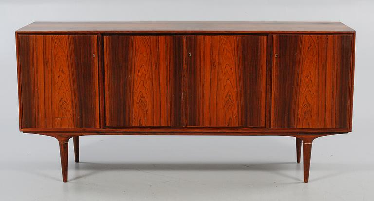 SIDEBOARD samt MATGRUPP, 5 delar, "Cortina", Svante Skogh, 1960-tal.