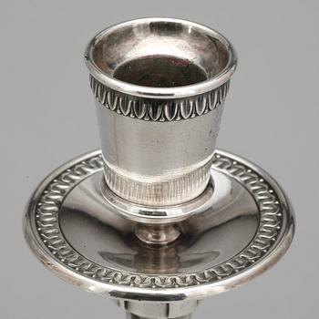 LJUSSTAKAR, ett par, nysilver, C G Hallberg, 1900-talets första hälft.