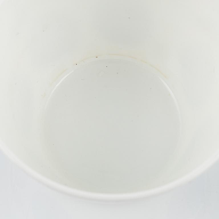 Stig Lindberg, kaffekoppar med fat, 12 st, benporslin,"Prunus", Gustavsberg.
