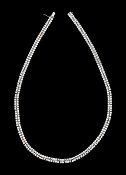 738. COLLIER MED 314 BRILJANTSLIPADE DIAMANTER.