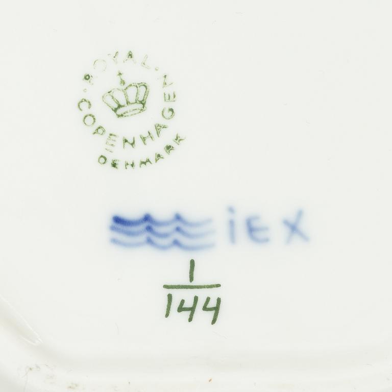 Royal Copenhagen, Six Leaf-shaped 'Musselmalet' dishes, Denmark, 20th century.