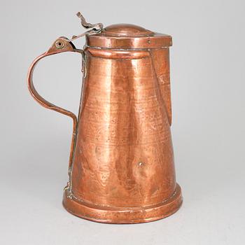 A copper jug, probably Germany. Ca 1800.