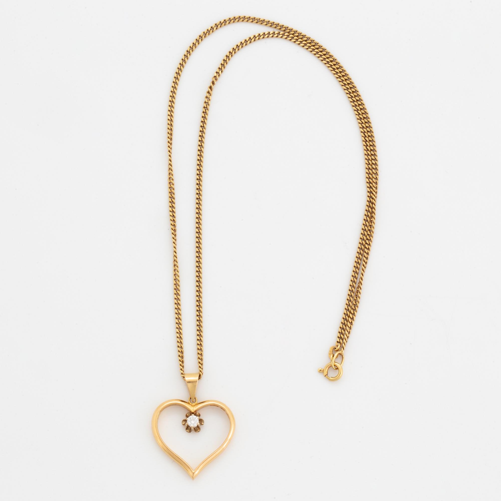Brilliant-cut diamond heart pendant, with chain.