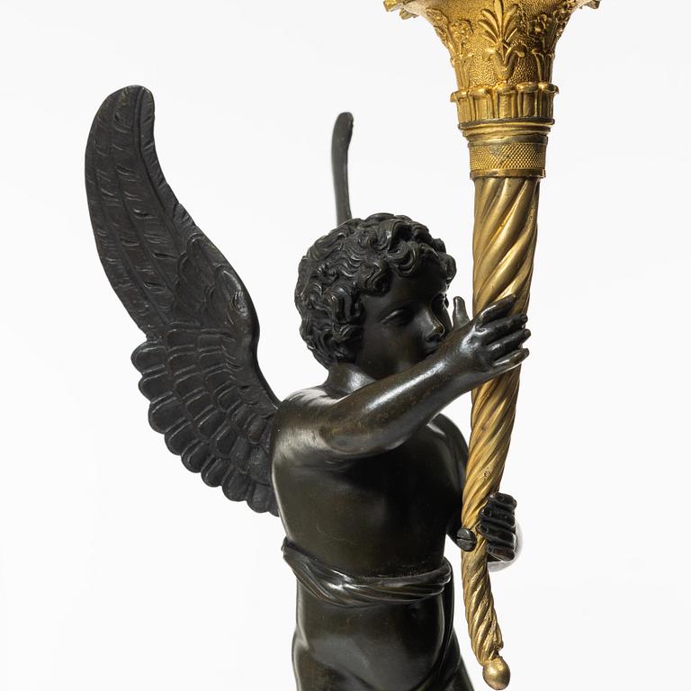 Kandelabrar, ett par, för fyra ljus, Frankrike, 1800-talets början, Empire.