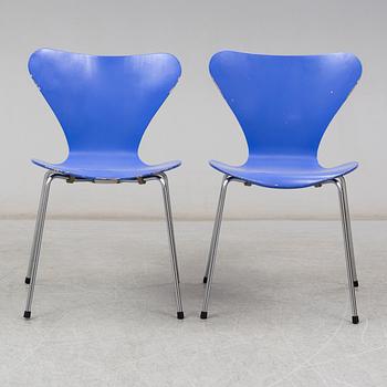 ARNE JACOBSEN, stolar, 6 st, Sjuan, Fritz Hansen, 1984.