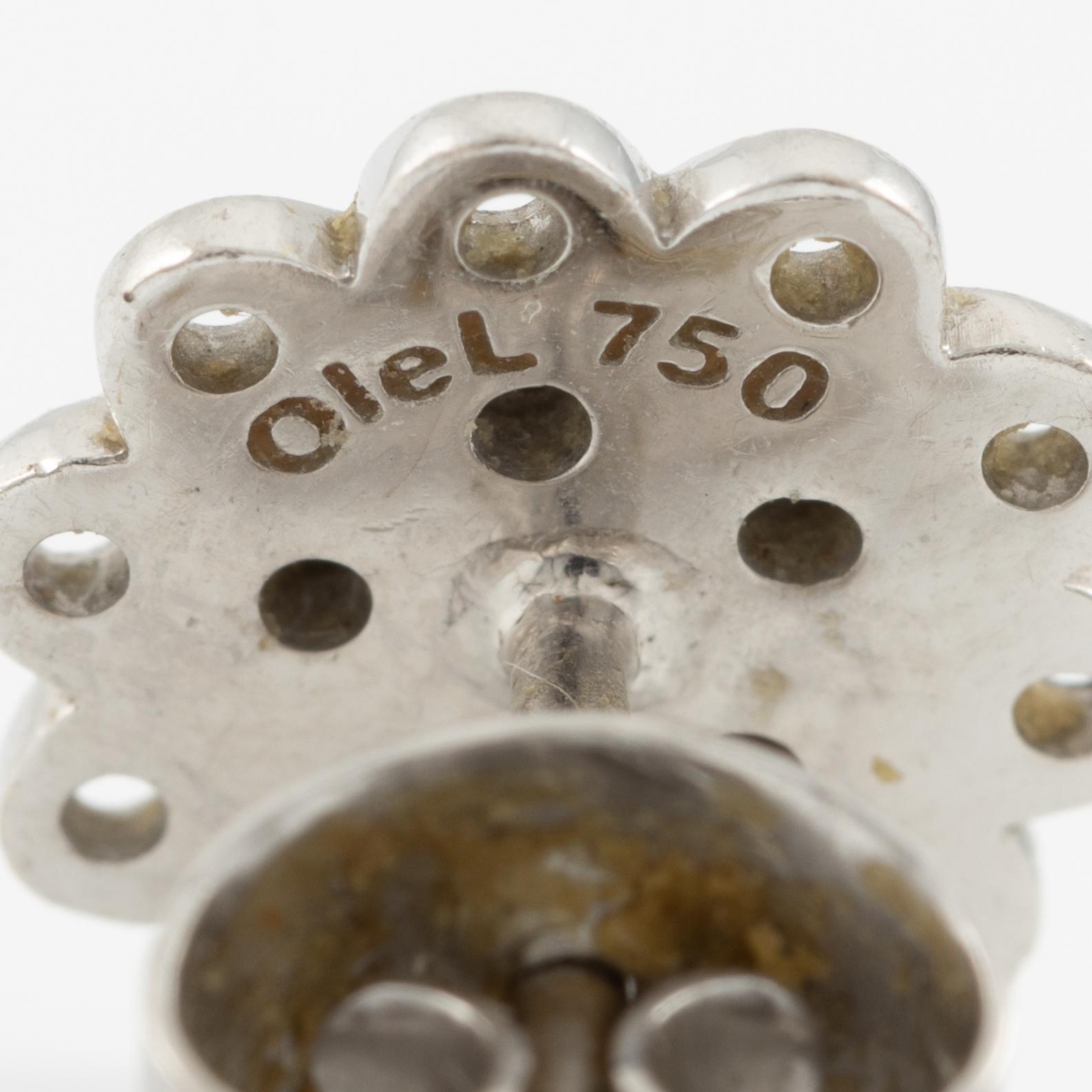 Charlotte Lynggaard, Ole Lynggaard, a pair of earrings, 18K white gold with small brilliant-cut diamonds.