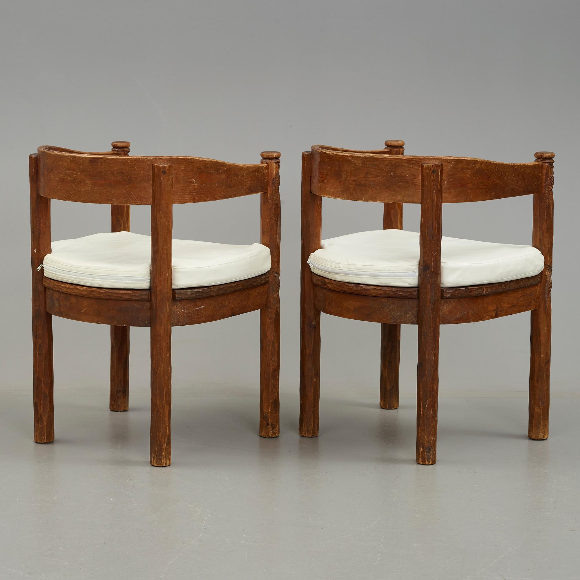 BRÖDERNA ERIKSSON (The Eriksson brothers), attributed to, a pair of stained and carved chairs, Arvika, Art Nouveau,