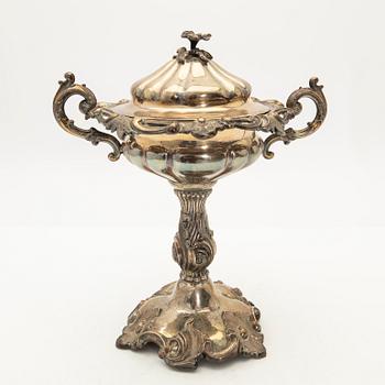 Strösockerskål, silver, Christian Hammer, Stockholm, 1868.