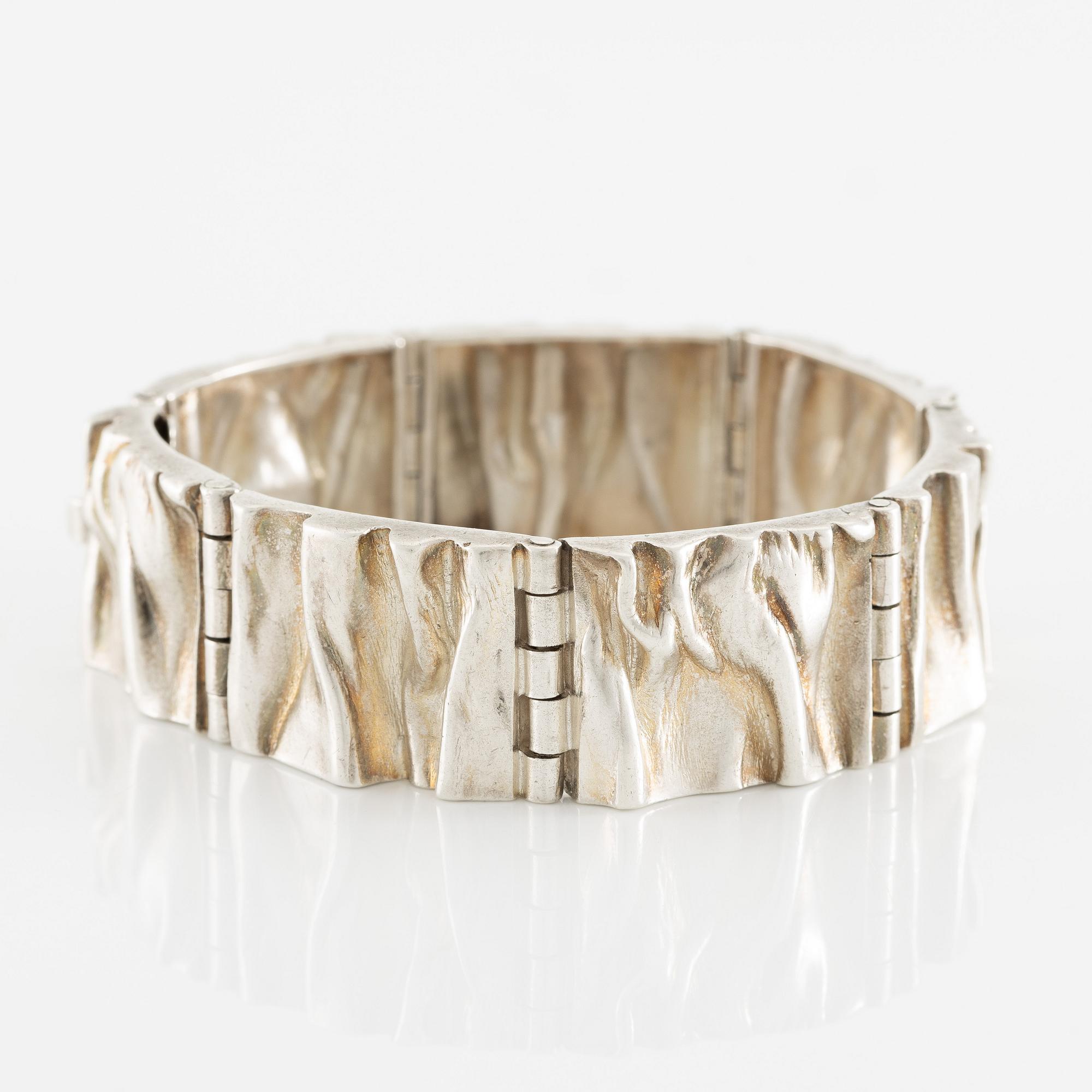 Matti J Hyvärinen, a sterling silver bracelet, Turku, Finland, 1972.
