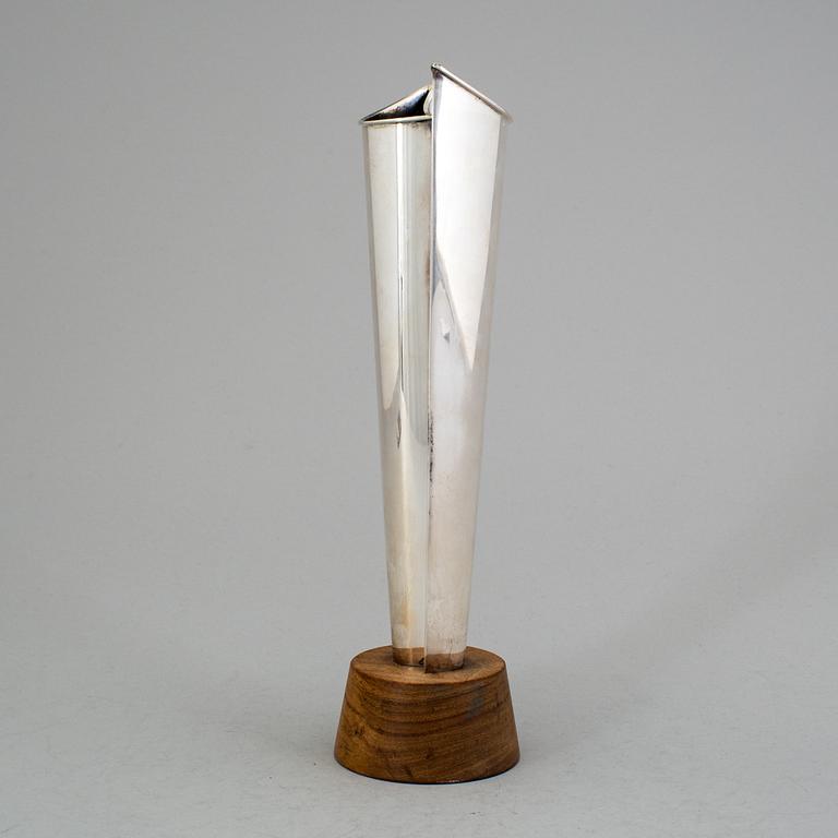 A Finnish 20th century silver and wood vas, mark of Tapio Wirkkala, Helsinki 1963.