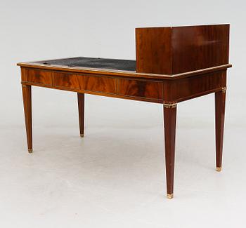 SKRIVBORD, omkring år 1900.