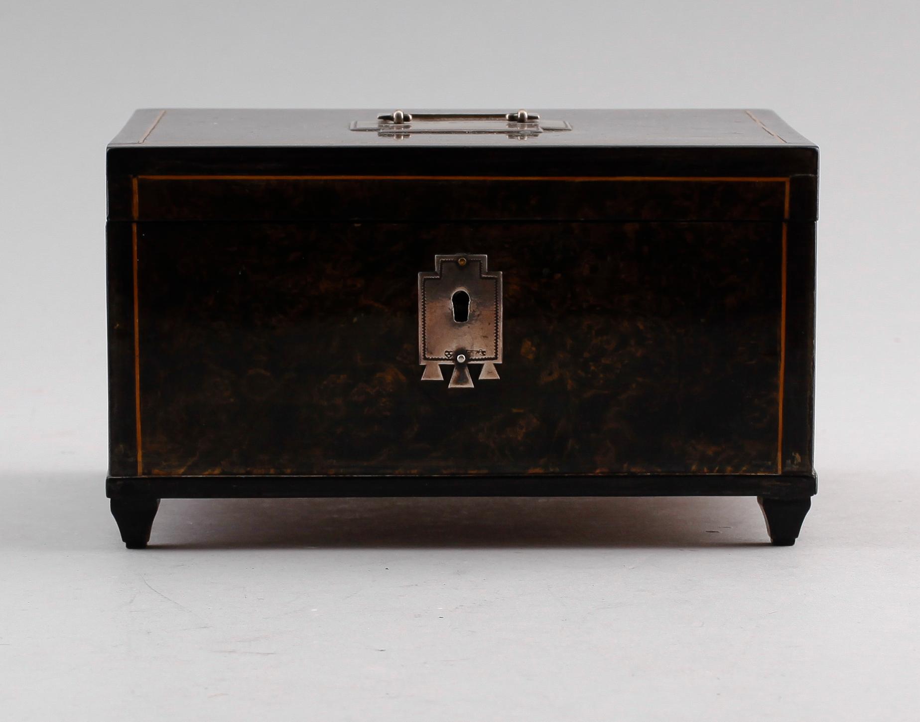 SKRIN, gröntonad alrot, Anders Jacob Rosendahl, Arboga (1762-1836), silverbeslag stämplade 1795.