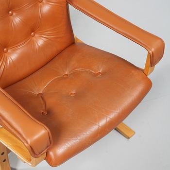 FÅTÖLJER, ett par, Westnofa Furniture, Norge, 1900-talets andra hälft.