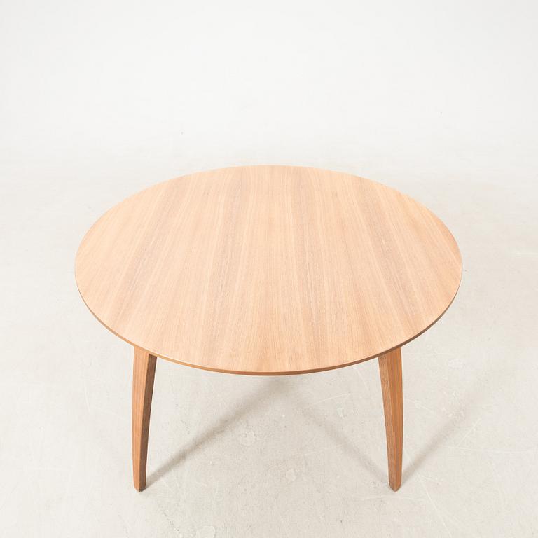 Dining table, Komplot Design for GUBI, contemporary.