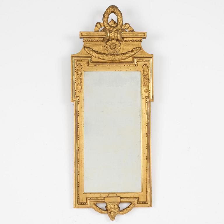 A Gustavian mirror by Niclas Falkengren, Jönköping (active 1776-1813).